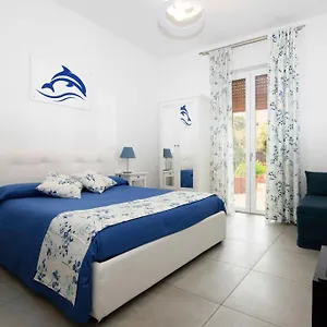 Marina House Bed & Breakfast